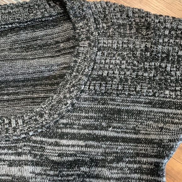 Om Gaia Tree handmade sweater - Picture 4 of 4